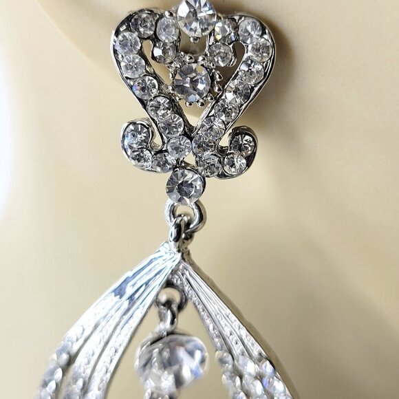 Teardrop Silver Crystal Earrings Bridal Earrings - Picture 4 of 8